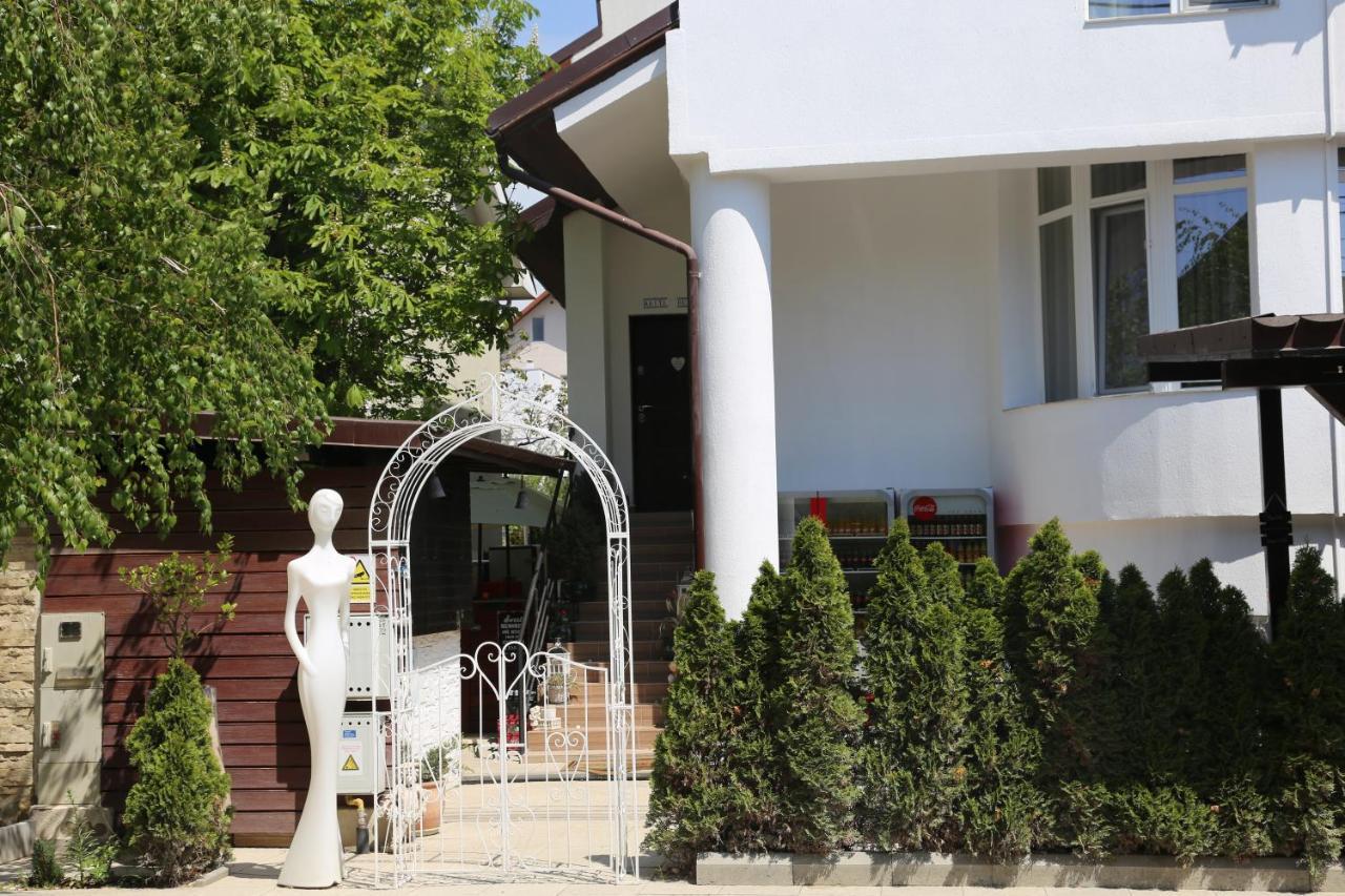 Boutique Vila White Duchess Неводарі Екстер'єр фото