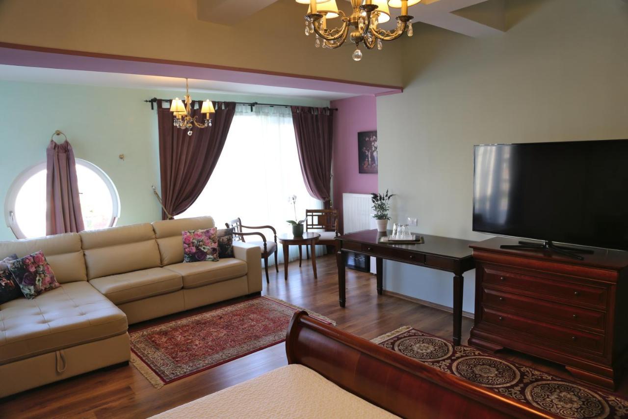 Boutique Vila White Duchess Неводарі Екстер'єр фото