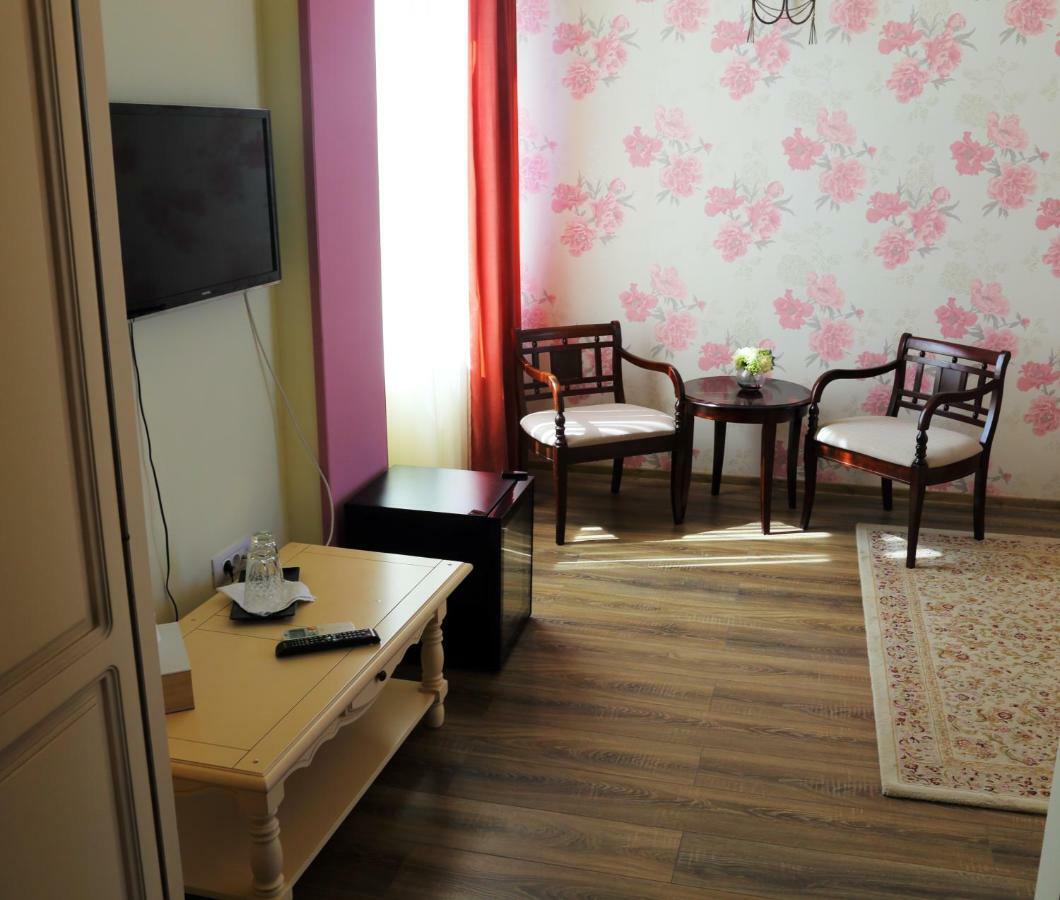 Boutique Vila White Duchess Неводарі Екстер'єр фото